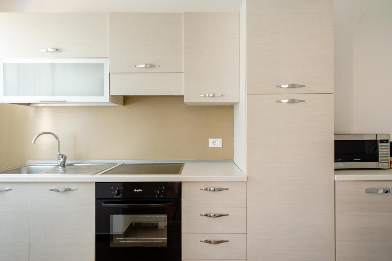 So&Mi Apartment Sirmione Ngoại thất bức ảnh